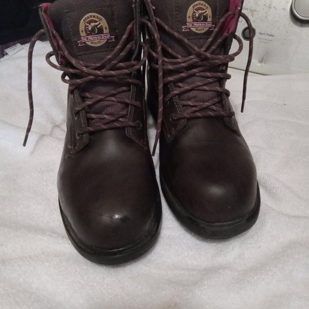 Steel toe boots